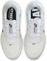 Nike Structure 26 ''Putih Hitam'' HJ1102-100 Shop Nike Structure 26 ''Putih Hitam'' HJ1102-100