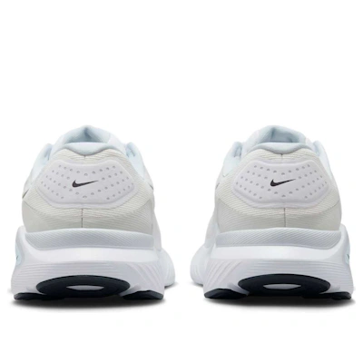 Nike Structure 26 'White Black'