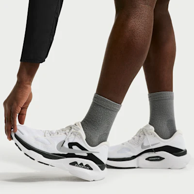 Nike Structure Plus Putih/Hitam/Perak Metalik Summit II7192-100 2
