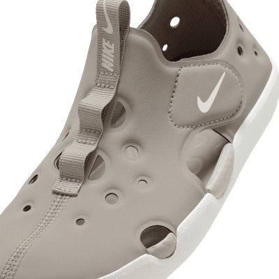 Nike Sunray Protect 4. HF6277-002 Sizing Nike Sunray Protect 4. HF6277-002