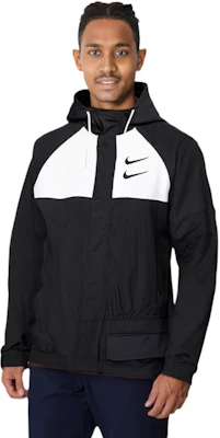 Nike Swoosh Double Hook Jaket Anti Angin Bertudung Musim Semi Warna Hitam DJ9647-011 Sizing Nike Swoosh Double Hook Jaket Anti Angin Bertudung Musim Semi Warna Hitam DJ9647-011