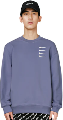 Nike Swoosh Gradient French Terry Crewneck Sweatshirt Indigo Blue DB9408-412 Sizing Nike Swoosh Gradient French Terry Crewneck Sweatshirt Indigo Blue DB9408-412