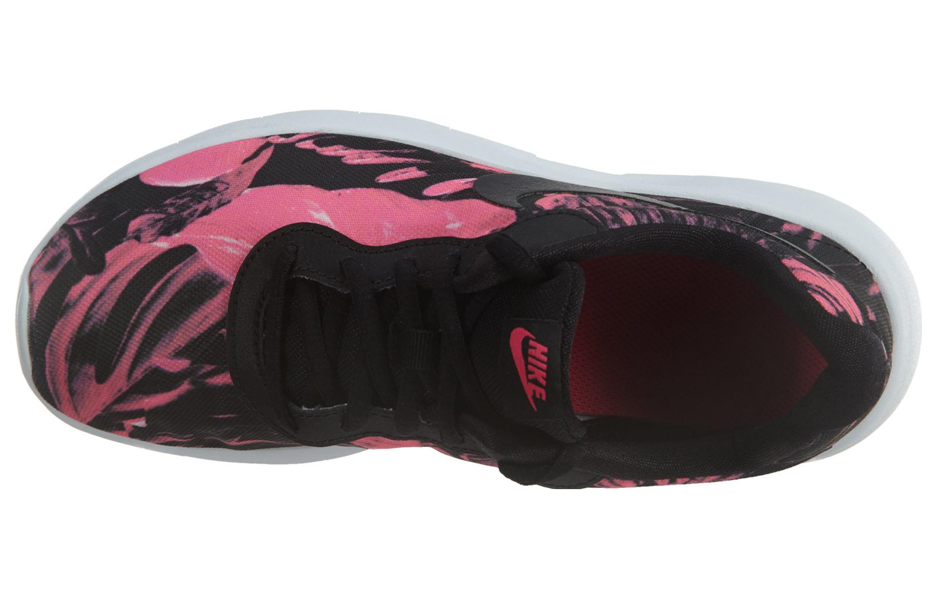 Shop Nike Tanjun 舒適防滑 減震耐磨 低幫 跑步鞋 GS 黑粉色