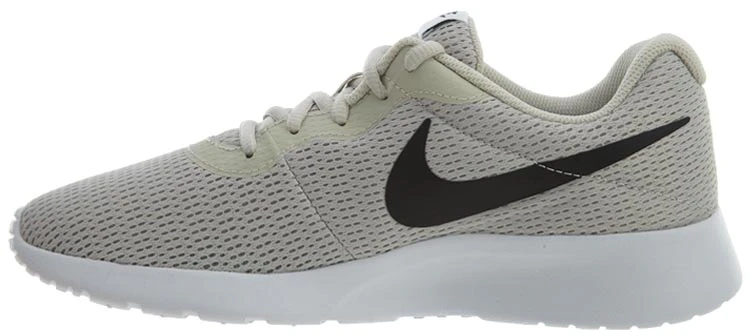 nike-tanjun-light-bone-812654-012