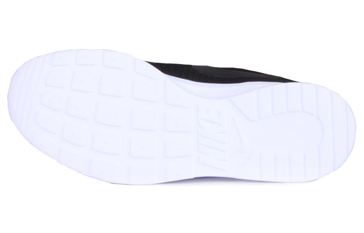 Purchase Nike Tanjun 低筒 跑步鞋 男款 黑白灰 專業慢跑