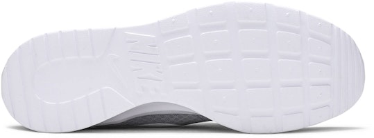 Nike Tanjun 'Wolf Grey' Abu-Abu 812654-010 Shop Nike Tanjun 'Wolf Grey' Abu-Abu 812654-010