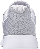 Nike Tanjun 'Wolf Grey' Abu-Abu 812654-010 Sizing Nike Tanjun 'Wolf Grey' Abu-Abu 812654-010
