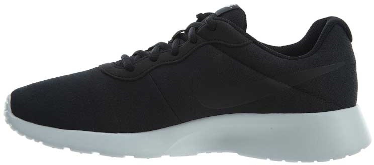 nike-tanjun-black-black-pure-platinum-812654-008
