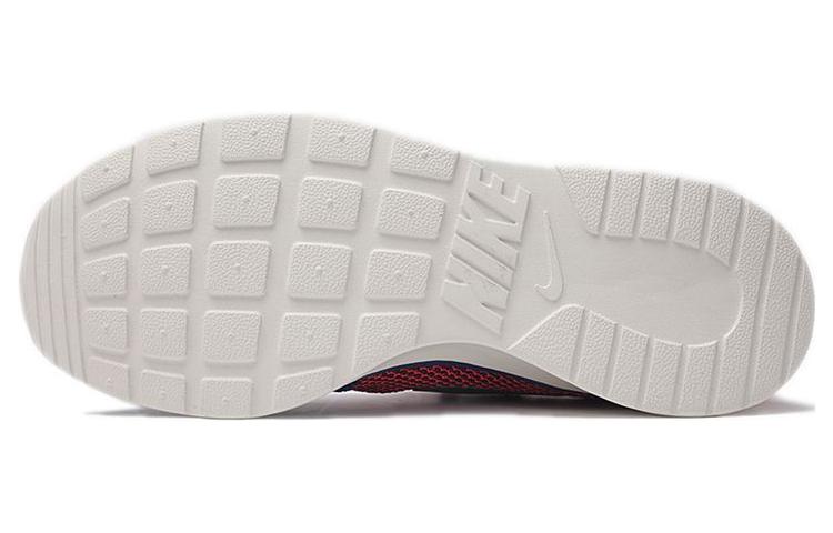 Shop Nike Tanjun Racer 防滑耐磨 低筒 跑鞋 藍紅
