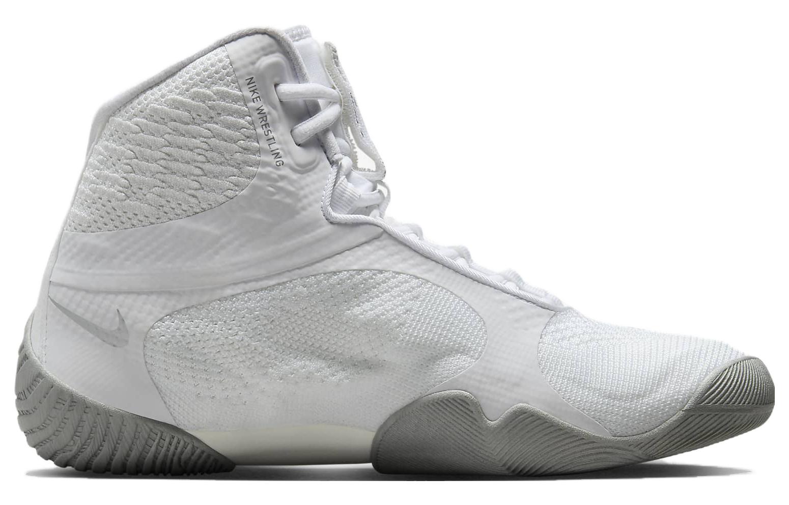 Order Nike Tawa 'Putih Perak Metalik' CI2952-100