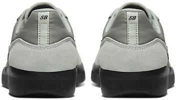 Nike Team Classic SB 'Jade Horizon' Sepatu Sneakers AH3360-303 Shop Nike Team Classic SB 'Jade Horizon' Sepatu Sneakers AH3360-303