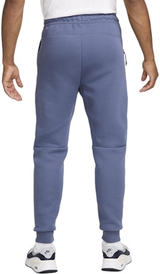 Nike Tech Fleece 慢跑褲 渲染藍 輕量保暖修身針織褲 FN8488-491 Lookbook Nike Tech Fleece 慢跑褲 渲染藍 輕量保暖修身針織褲 FN8488-491