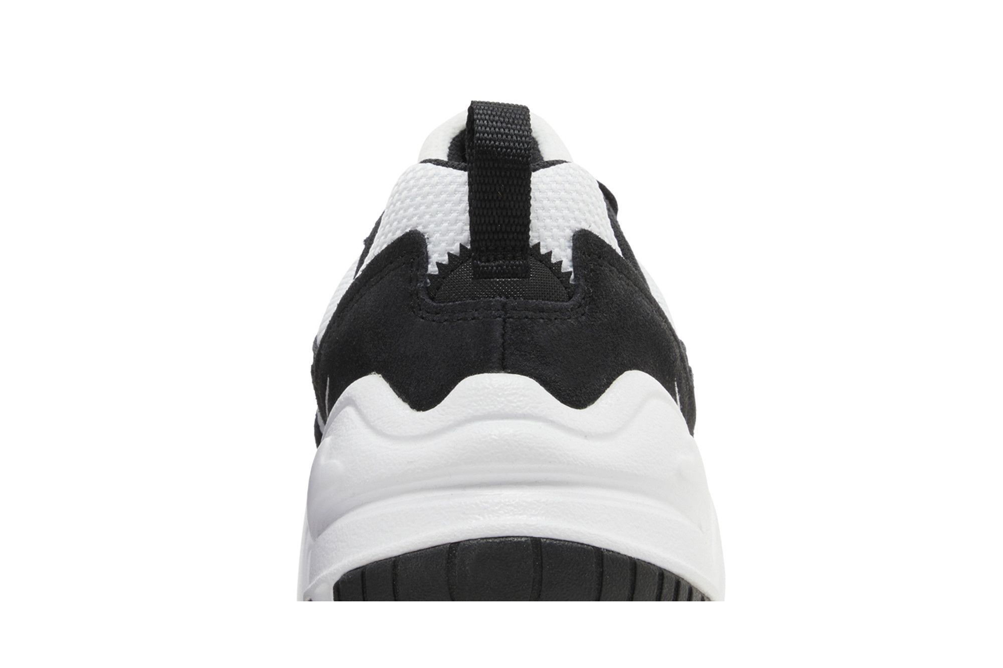 Sizing Nike Tech Hera 'Blanco Negro' FJ9532-101