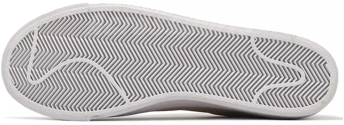 Nike Tennis Classic AC ''Sanddrift'' Scarpe Classiche HM4648-110 Details for Nike Tennis Classic AC ''Sanddrift'' Scarpe Classiche HM4648-110
