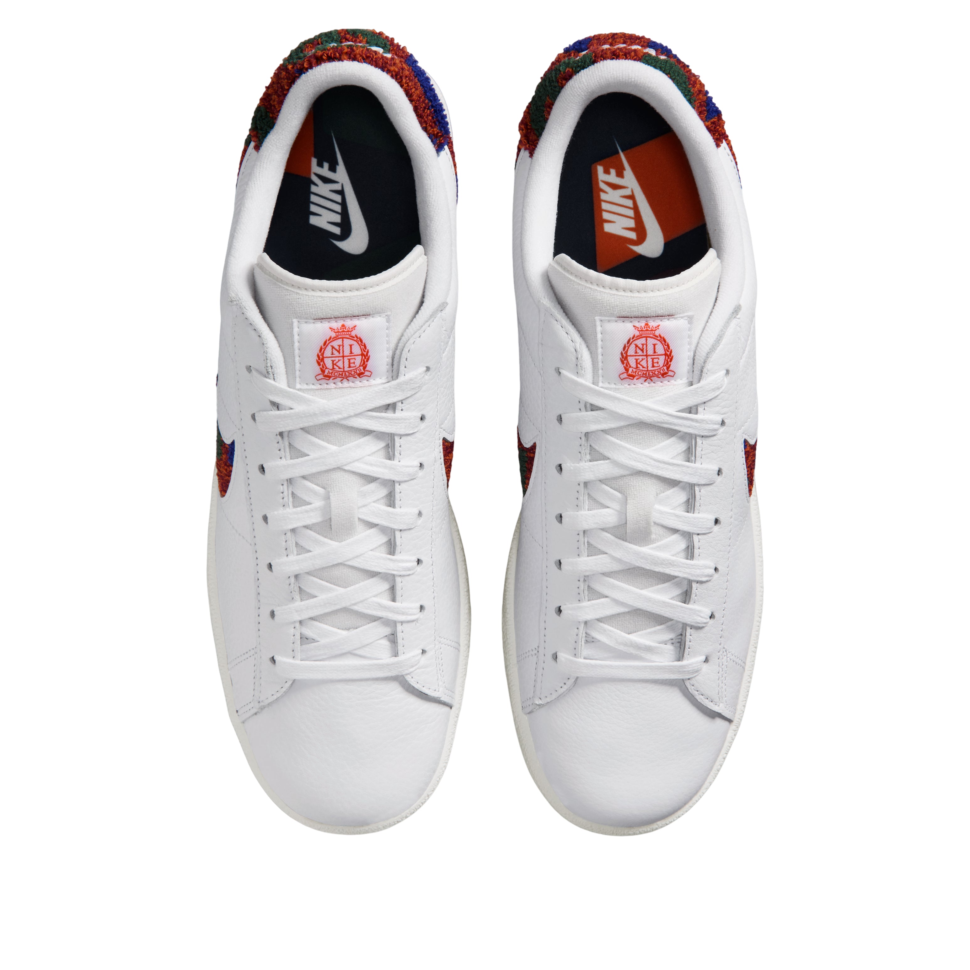 Lookbook Nike Tennis Classic Premium ''Putih Sail'' IV1293-100