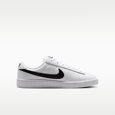 Lookbook Nike Tennis Classic Putih/Hitam IM5254-107