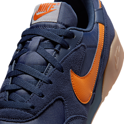 Sizing ナイキ テラ マンタ スエード オブシディアン/ミディアムブラウン/キャンプファイヤーオレンジ IM6483-400