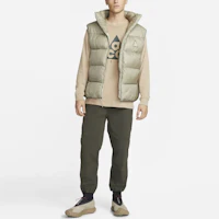 Shop Nike Therma-FIT Adv ACG "Lunar Lake" 保暖背心 輕軍綠 男女款 DH3076-320