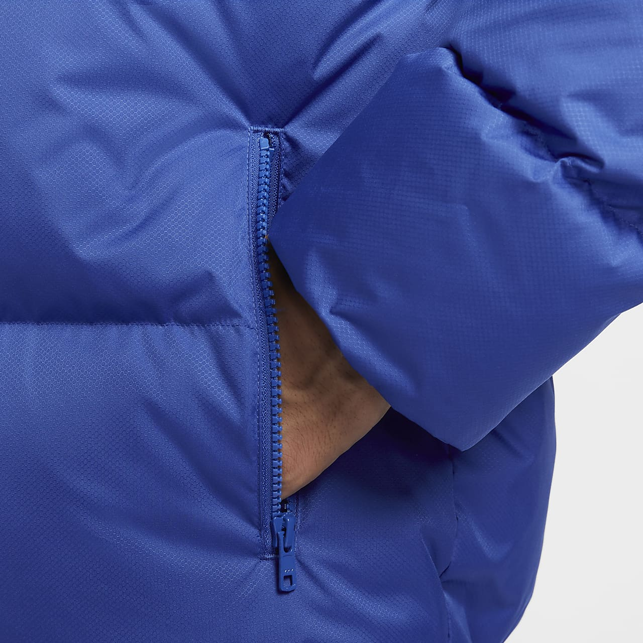 Sizing Nike Therma-FIT Chaqueta Acolchada Azul Real Cálida y Cómoda. FZ5029-480