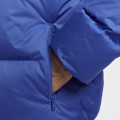 Nike Therma-FIT Chaqueta Acolchada Azul Real Cálida y Cómoda. FZ5029-480 Sizing Nike Therma-FIT Chaqueta Acolchada Azul Real Cálida y Cómoda. FZ5029-480