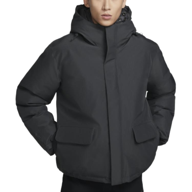 Lookbook Nike Therma-FIT Tech GORE-TEX 黑色連帽外套 - 全天候保暖舒適。 FZ0725-060