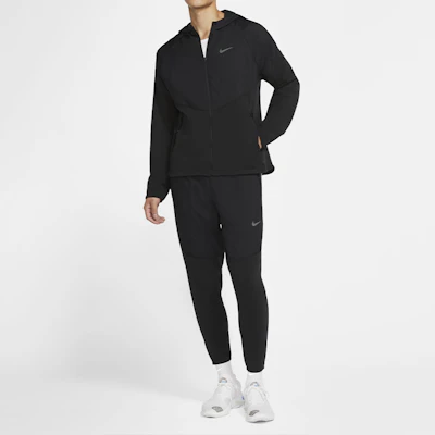 Chaqueta Nike Therma Essential Running Negra Cálida para Entrenamiento y Regalo CV2239-010 Details for Chaqueta Nike Therma Essential Running Negra Cálida para Entrenamiento y Regalo CV2239-010