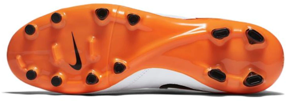 Nike Tiempo Genio II Cuir Terrain Ferme ''Blanc Orange'' 819213-108 Purchase Nike Tiempo Genio II Cuir Terrain Ferme ''Blanc Orange'' 819213-108