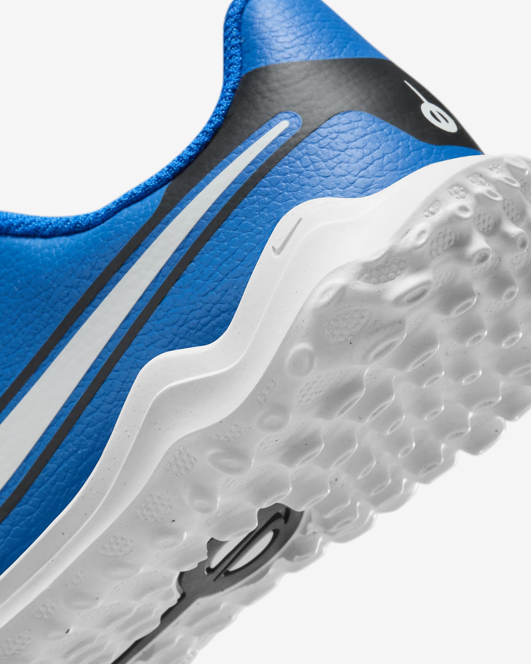 Cheap Nike Tiempo Legend 10 Club 'Soar Putih' DV4357-400