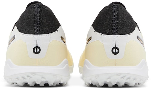 Nike Tiempo Legend 10 Pro TF 'Mad Ready Pack' en español. DV4336-700 Details for Nike Tiempo Legend 10 Pro TF 'Mad Ready Pack' en español. DV4336-700