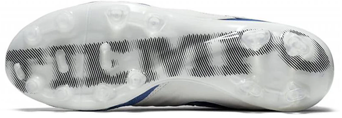 Nike Tiempo Legend 4 SE FG ''Blanc Bleu'' 835364-141 Details for Nike Tiempo Legend 4 SE FG ''Blanc Bleu'' 835364-141