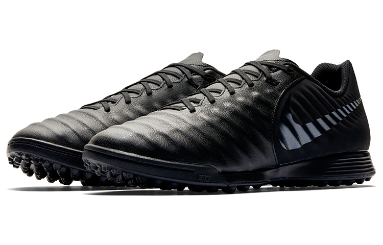 Lookbook Nike Tiempo Legend 7 Academy TF ''Triple Black'' Voetbalschoenen. AH7243-001