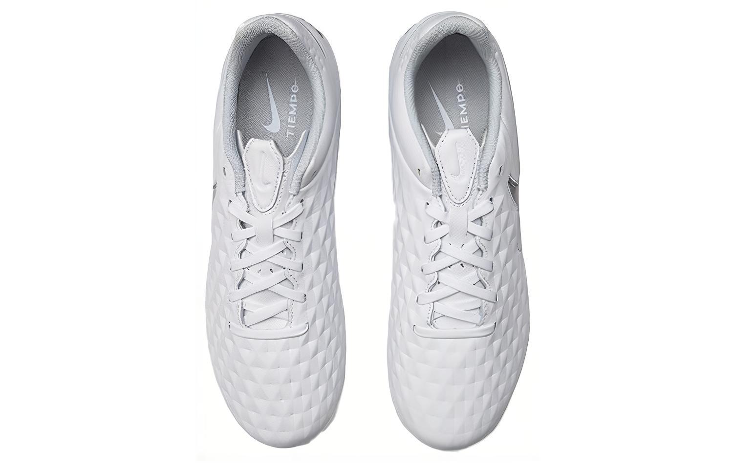 Shop 나이키 티엠포 레전드 8 아카데미 HG '화이트 실버' AT6013-100