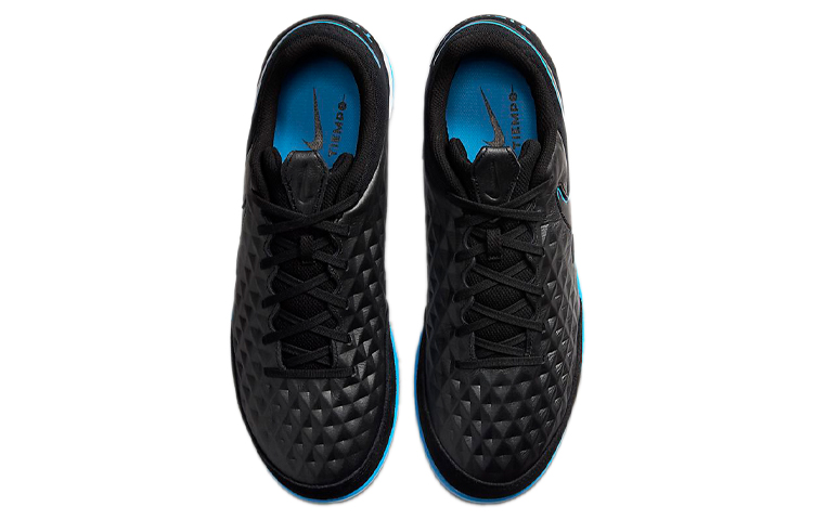 Shop 나이키 티엠포 레전드 8 아카데미 IC (블랙/화이트/블루) AT6099-004