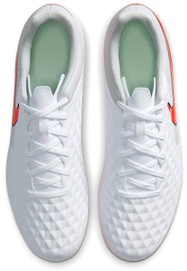 나이키 티엠포 레전드 8 클럽 FG MG '화이트 플래시 크림슨' AT6107-163 Lookbook 나이키 티엠포 레전드 8 클럽 FG MG '화이트 플래시 크림슨' AT6107-163