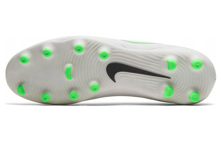 Details for 耐克Tiempo传奇8 Club MG‘灰绿’足球鞋 AT6107-030