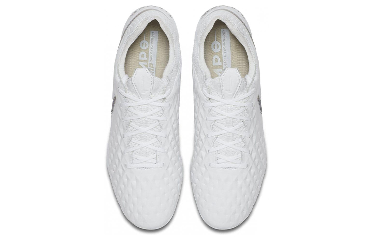 Lookbook 耐吉 Tiempo Legend 8 Elite AG Pro 人造草地足球鞋 白色