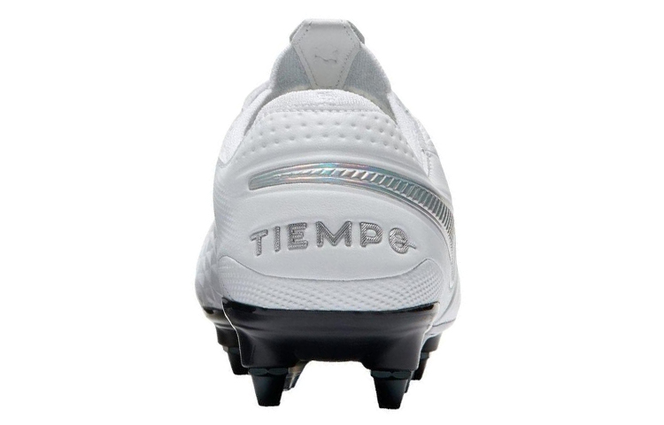 Shop 耐克Tiempo传奇8精英SG Pro AC足球鞋 AT5900-100