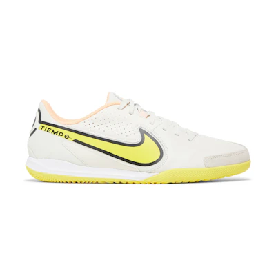 Nike Tiempo Legend 9 Academy IC 'Phantom Yellow Strike'