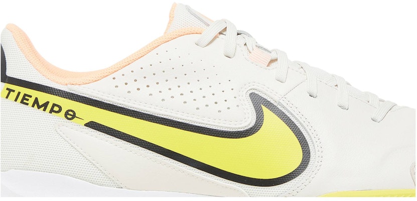 Nike Tiempo Legend 9 Academy IC 'Phantom Yellow Strike' - Kuning Menyala DA1190-002 Order Nike Tiempo Legend 9 Academy IC 'Phantom Yellow Strike' - Kuning Menyala DA1190-002
