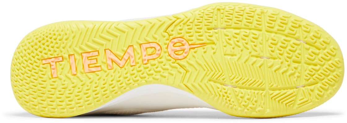 Nike Tiempo Legend 9 Academy IC 'Phantom Yellow Strike' - Kuning Menyala DA1190-002 Shop Nike Tiempo Legend 9 Academy IC 'Phantom Yellow Strike' - Kuning Menyala DA1190-002