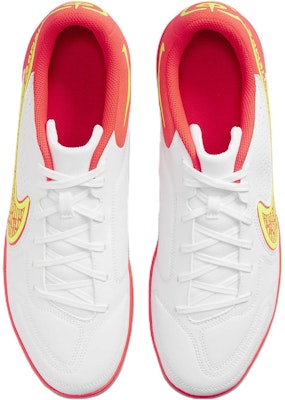 Nike Tiempo Legend 9 Club IC 室內場地足球鞋 白/粉/黃 Shop Nike Tiempo Legend 9 Club IC 室內場地足球鞋 白/粉/黃