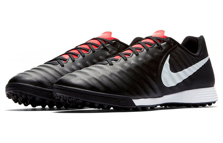 Lookbook ナイキ ティエンポ レジェンドX 7 アカデミー TF 黒白赤 AH7243-006