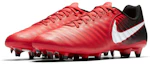 Lookbook Nike Tiempo Ligera 6 FG 硬地足球鞋 紅色
