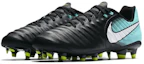 Lookbook Nike Tiempo Ligera 6 FG 硬地足球鞋 黑藍