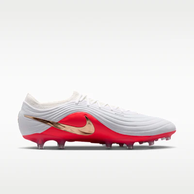 Nike Tiempo Maestro Elite Blanc/Crimson Vif/Bleu IB4469-100 Lookbook Nike Tiempo Maestro Elite Blanc/Crimson Vif/Bleu IB4469-100