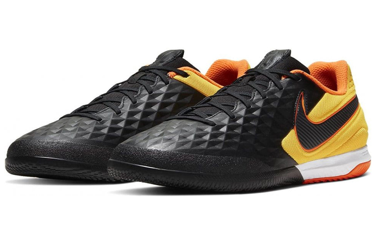 Lookbook 耐吉Tiempo React Legend 8 Pro IC室內足球鞋 黑黃