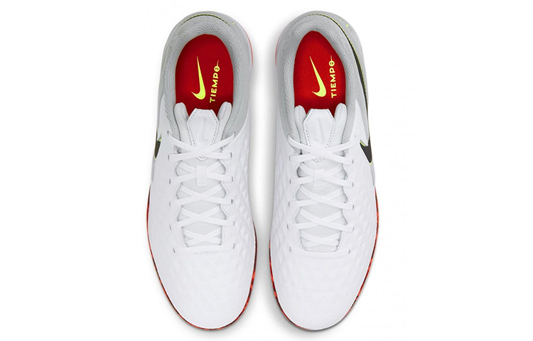 Shop 耐吉 Tiempo React Legend 8 Pro IC 室內足球鞋 白紅