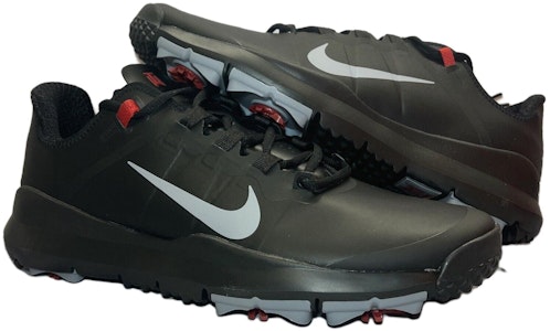 耐克 泰格·伍兹 2013 '隐形大学红' 532622-001 Shop 耐克 泰格·伍兹 2013 '隐形大学红' 532622-001