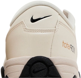 Nike Total 90 3 SP Coklat Muda Orewood HJ9351-100 Sizing Nike Total 90 3 SP Coklat Muda Orewood HJ9351-100