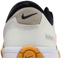 Nike Total 90 '白色淺棕口香糖' IB8182-100 Sizing Nike Total 90 '白色淺棕口香糖' IB8182-100